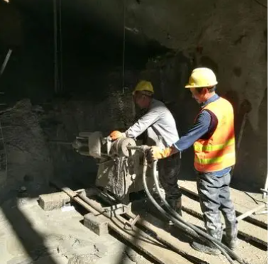 句容水下抗分散灌浆料特点 水下不分散注浆料介绍